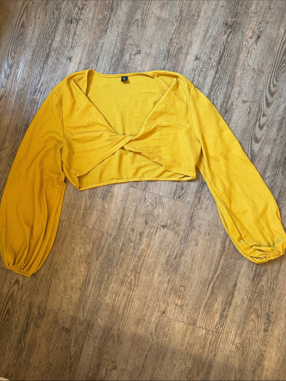SHEIN Yellow Twist-Front Long Sleeve Cropped Top